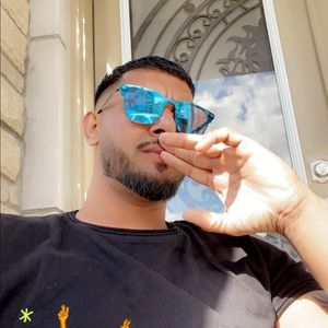 Meet your Posher, Jaskaran